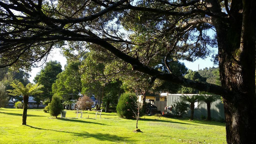 Zeehan Bush Camp Esterno foto